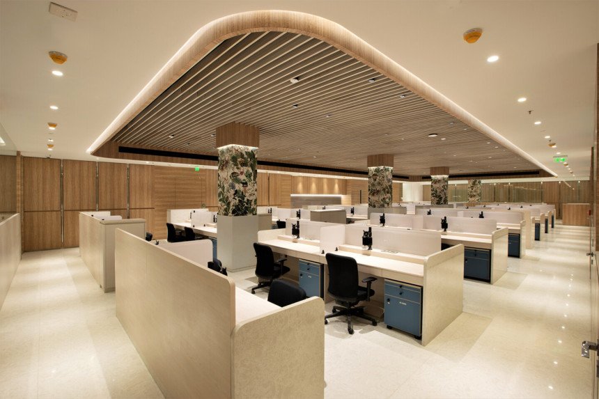 Luxury Office Interior Designers in Kolkata – Creative Interior Office (10+ Years Expertise)