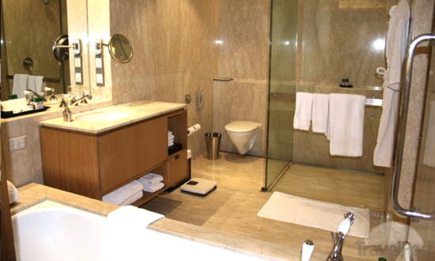 Bathroom Interior Design Kolkata – Luxury, Comfort & Style by Creative Interior Office